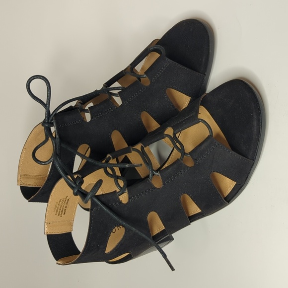 Torrid Size 6.5 Wide Lace-Up Block Heel Sandals Black Women's Plus Size EUC - Picture 1 of 12